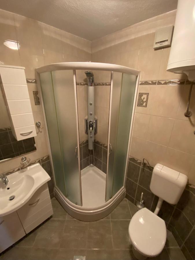 Apartment Begic Макарска Екстериор снимка